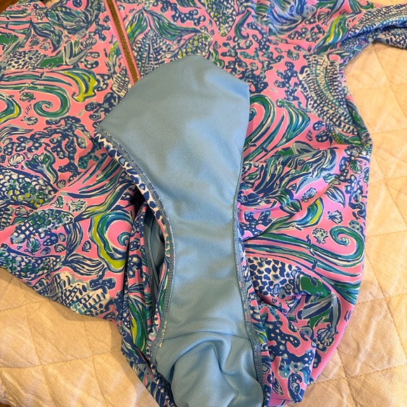 Lilly Pulitzer rash guard swimsuit - Picture 4 of 4